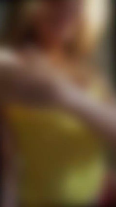 Do you😘 think my small chest accentuates my flaws? by ellynextdoor