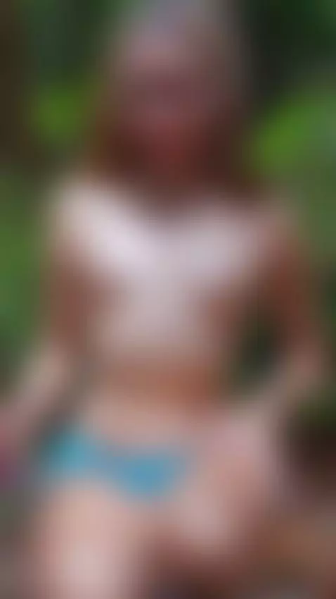 Naked girl rubs her wet pussy slow 💕 by ellynextdoor