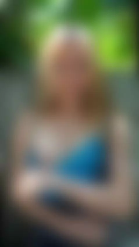 Big tits spill out as she pulls her top down slow 💕 by ellynextdoor