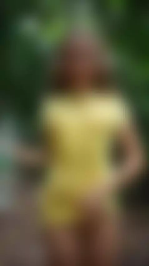 Blonde girl lifts her shirt in the jungle holding water 🤤 by ellynextdoor