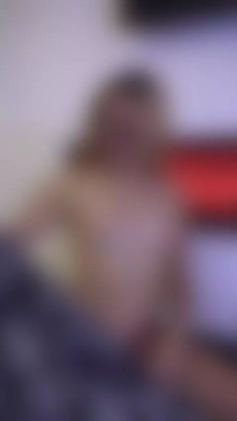 Glasses girl leans back and spreads wide for you 👅 by ellynextdoor