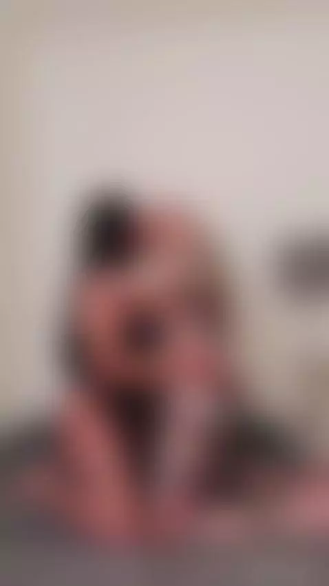 La hice terminar con mi lengua partida - I made her cum with... by tranxxxs