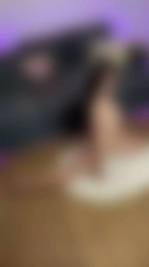 🍑Little brunette’s tight perky ass 😈 Exclusive OF by stassyscorpio