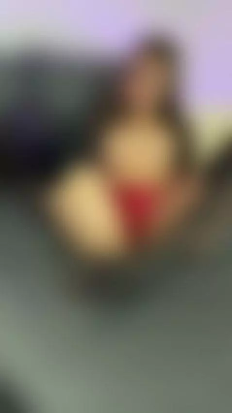 🔥Petite brunette arching her small flexible back 💦 See it on... by stassyscorpio