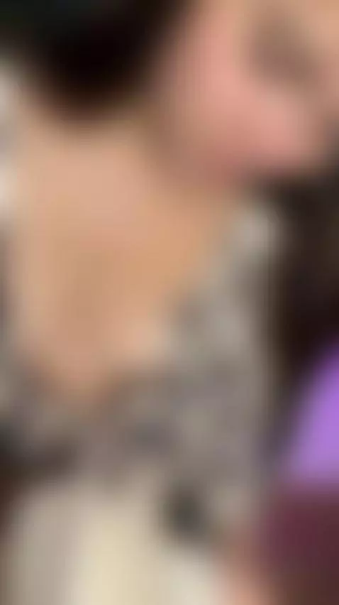 🔞Petite brunette spreading her small slim body for you 🍑 Sub... by stassyscorpio