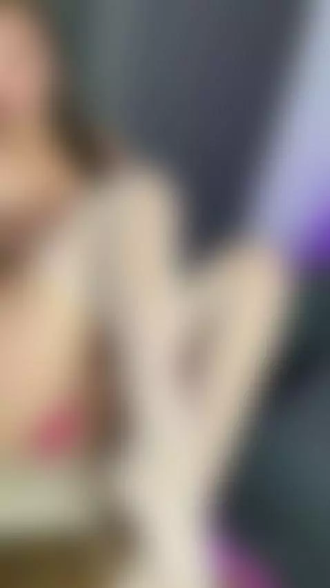 🍑Little brunette’s tight perky ass 😈 Exclusive OF by stassyscorpio