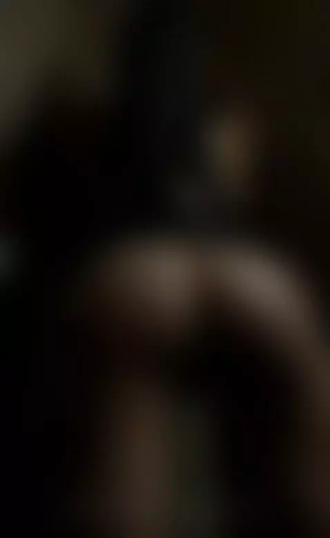 💦Long haired brunette trembling hard 😈 See my OF by elinamissss