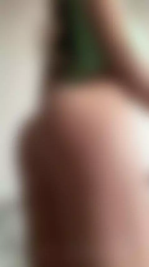 🔞Long haired brunette fully naked and dripping 💦 Ready for O... by elinamissss
