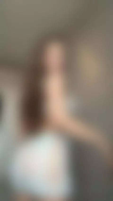 🔥Brunette grinding slow completely naked 🍑 Unlock OF by elinamissss