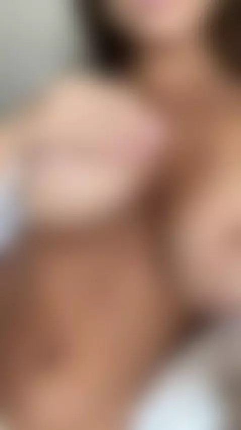 🍆Brunette mouth open moaning 😈 On OF by elinamissss