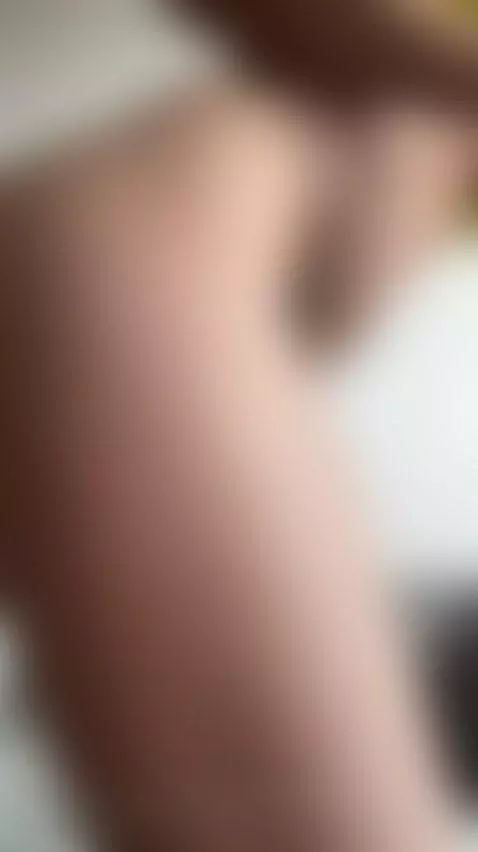 😈Long haired brunette touching herself 💦 Only OF by elinamissss