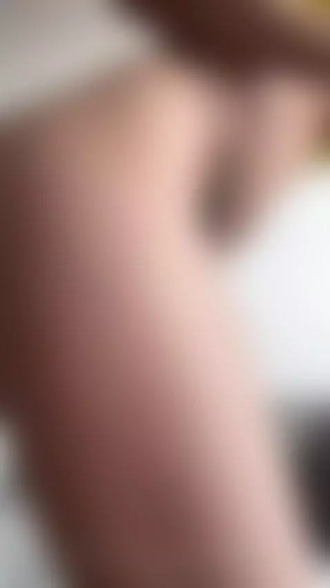 🍆Long haired brunette ready for deep 😈 On OF by elinamissss