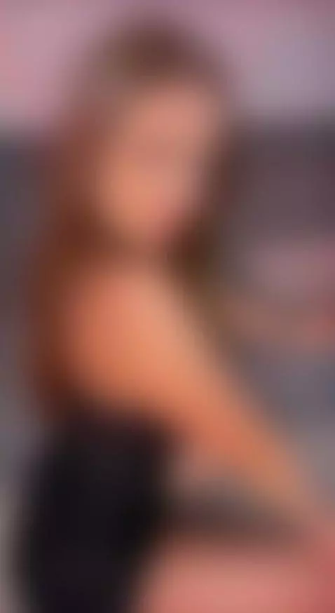 Everything interesting happens on OF 🔥 by elinamissss