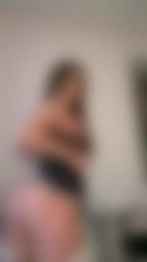 💋This long haired brunette is so wet right now 💦 Exclusive O... by elinamissss
