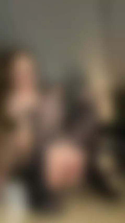 😈Brunette with long hair and huge tits teasing you 🍆 Join OF by elinamissss