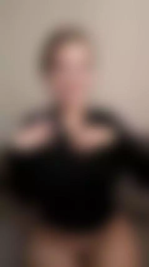 😏Stunning brunette ready to explode for you 🍆 Unlock OF by elinamissss