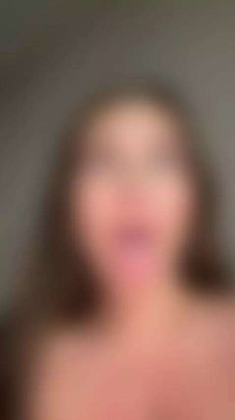 🍆Long haired brunette with massive tits ready to take it dee... by elinamissss