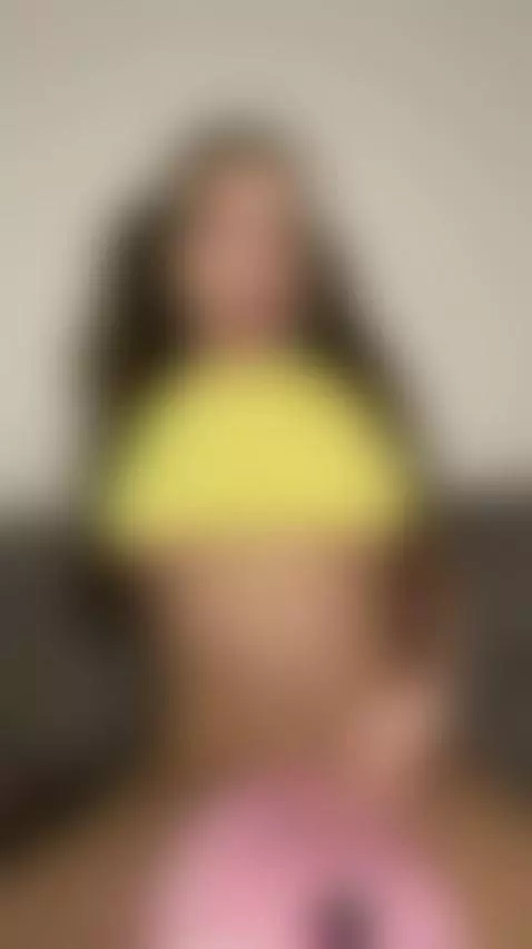 🍆Brunette with full lips and perfect body ready for you 😈 On... by elinamissss