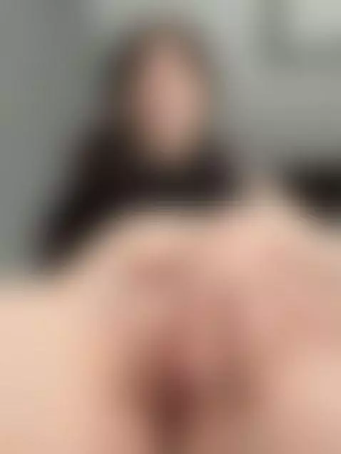 My sexy body needs pleasure by yourmiracle18