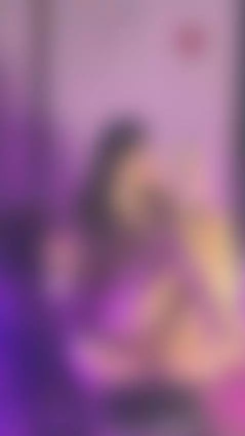 I want to play with someone on a team by annyolsy