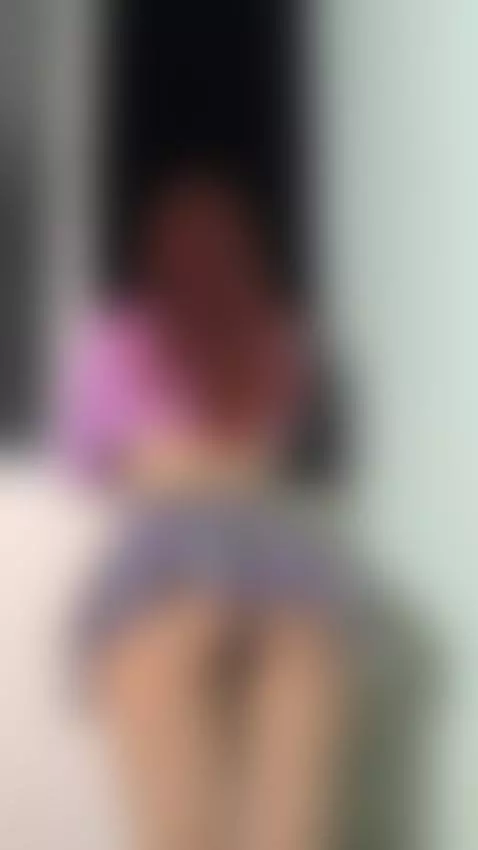 I'm waiting for you to come in to get naughty 🔥 Estoy espera... by chloee-reed