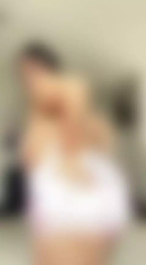 have you seen such a great body so sensual by athenaking