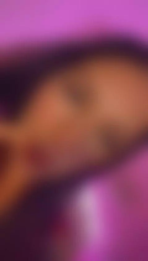 Affectionate but a bitch when I want by sofiasiren