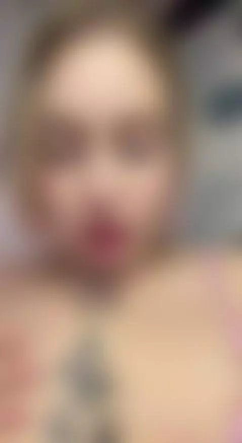 Send me something naughty… I promise I’ll reply even naughti... by dariloveeee