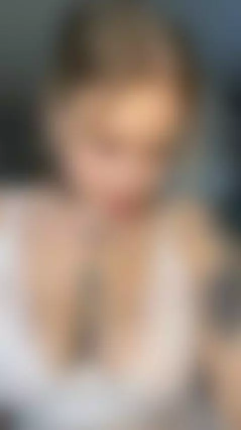 💋Inked brunette lips begging 💦 Subscribers OF by dariloveeee