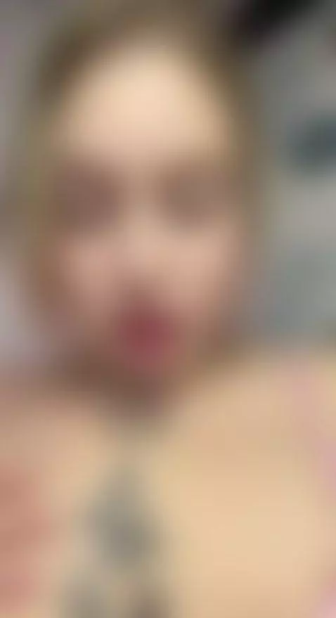 💋Hot short hair tattooed girl teasing 🔥 Join OF by dariloveeee