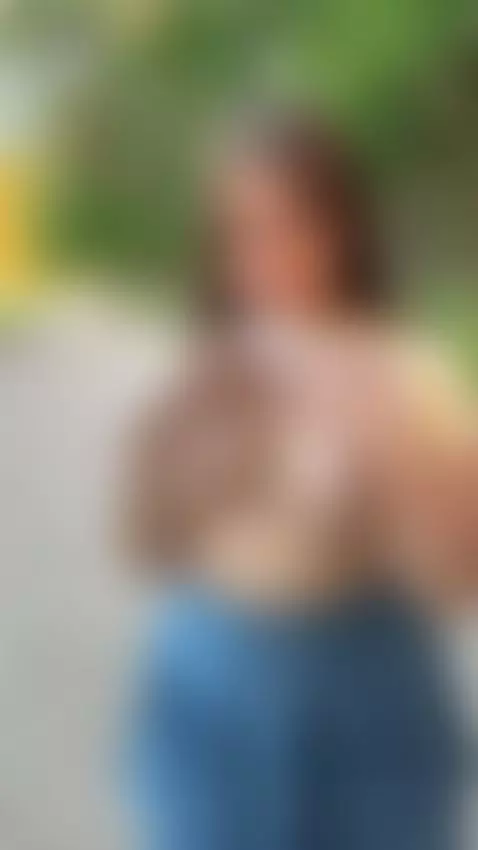 Just a girl that loves to get naughty by lucyyjoy