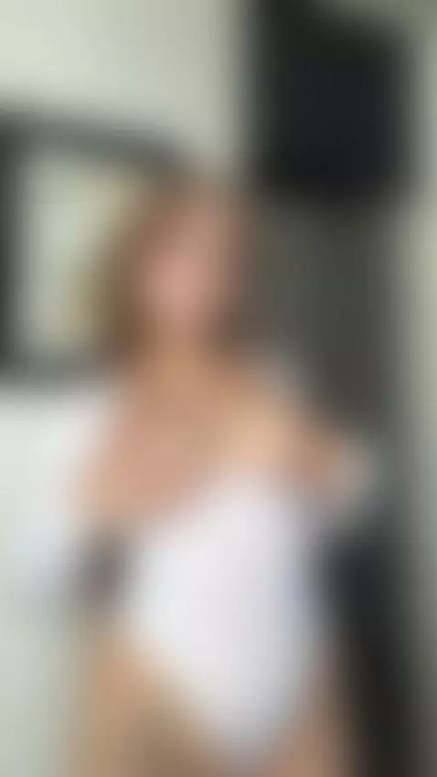 Come closer while I show off my tits, because I'm nowhere ne... by lucyyjoy