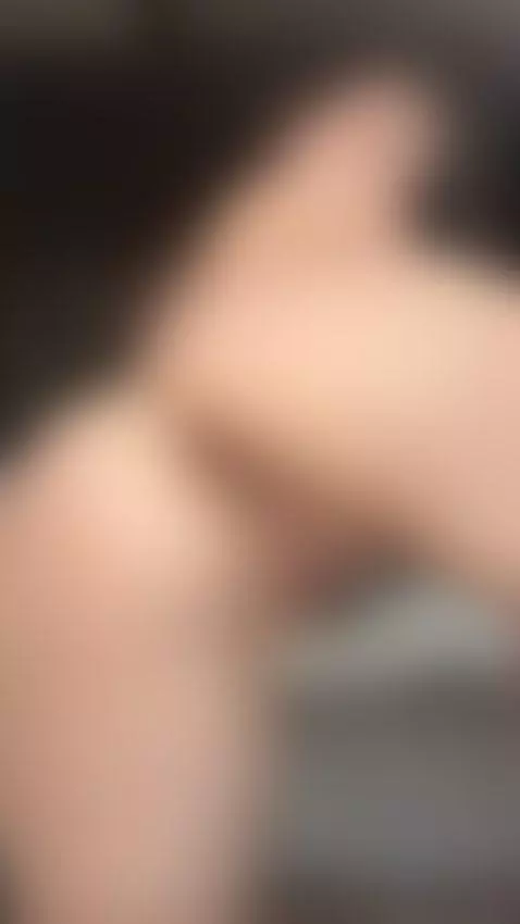 This slut just want to please you by aminaluvv