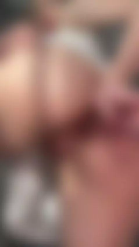Alone at home ready to please you 🔞 Free OF by emilysweetx