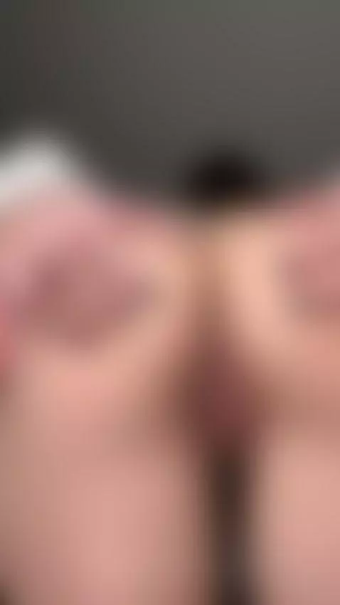 My body is ready to experience a deep and intense sex Darlin... by emilysweetx