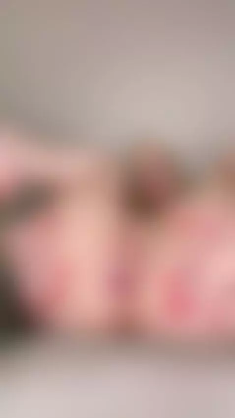 I love to be called a hot horny babe by vikkiastor