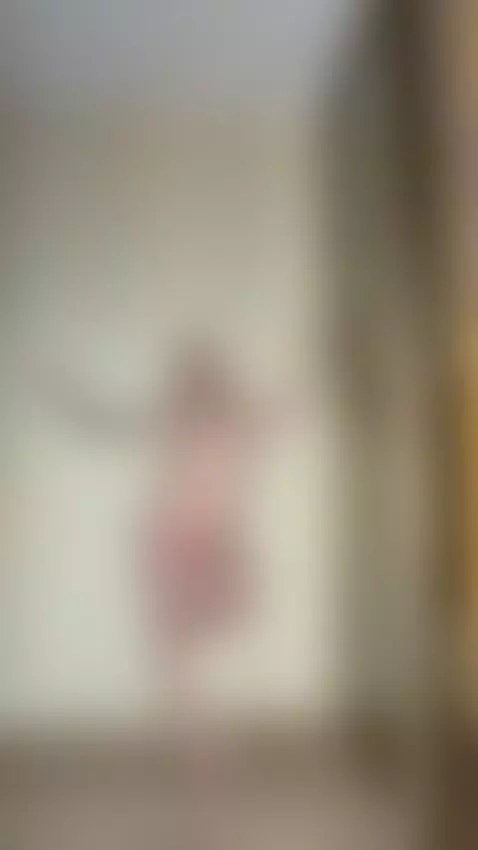 Feeling extremely hot tonight by vikkiastor