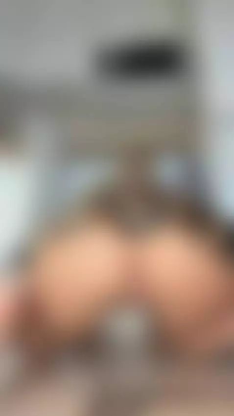 Would you cum on my crazy ass by vikkiastor