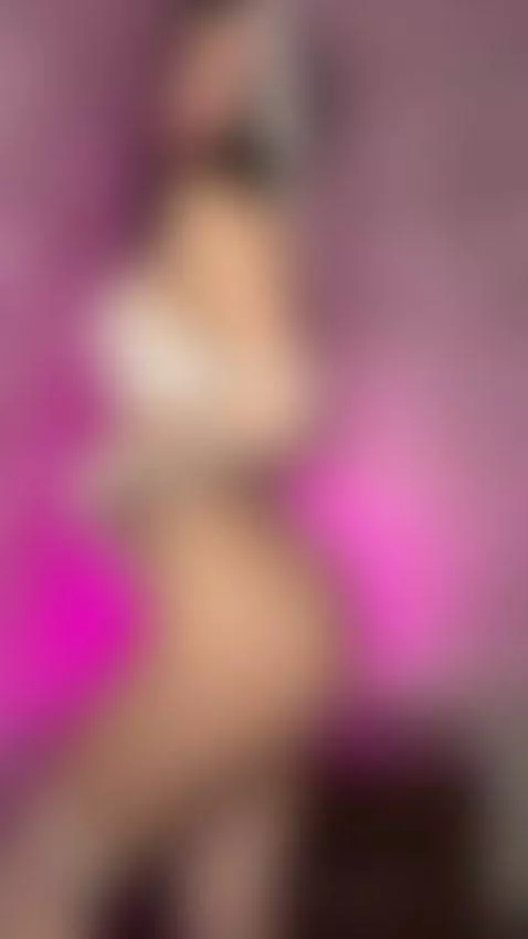 I want your beautiful cock deep inside me by looona