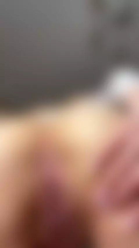 I need a real cock which slaps me by looona