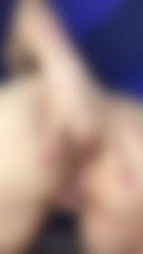 this pussy was already soaked 🔥💦 by looona