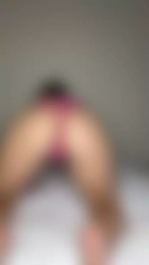 My ass looks too good to lick and fuck by looona