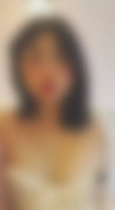 “A little shy… but only at first 💋” by lilithnyxx