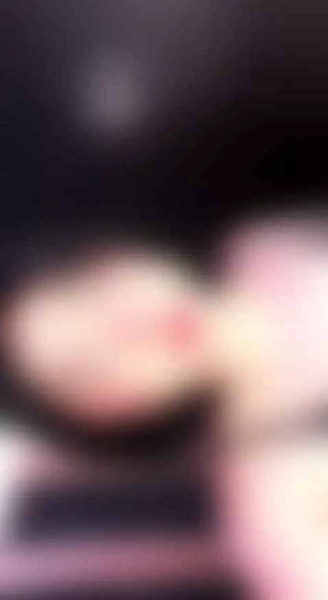 Un regalito picante para mis fans más fieles by lilithnyxx