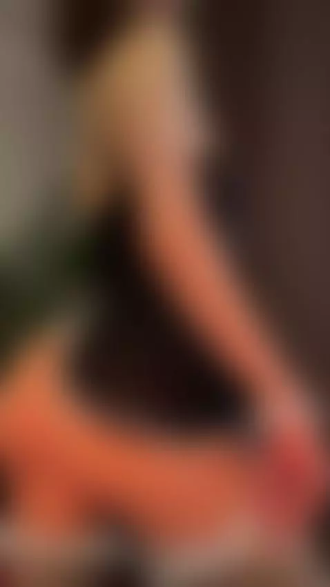 Need a nice warm booty in your face tonight by loraviee