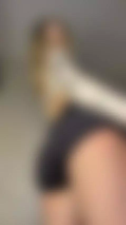 🍒Smooth skin and pink hair glowing 🔥 Naughty OF by quincysin1