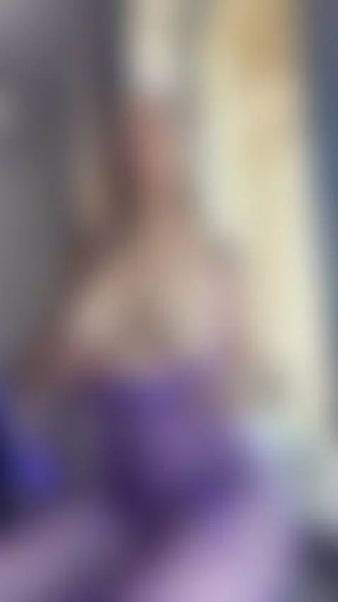 Sexy lingerie, hands on my tits… then I open my legs and mas... by seductivexenia