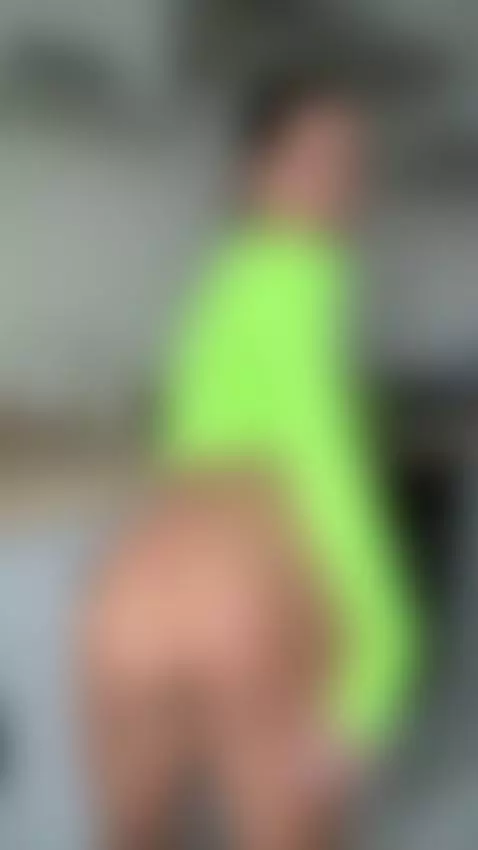Close-up of me showing off my ass and curves by marymurr404