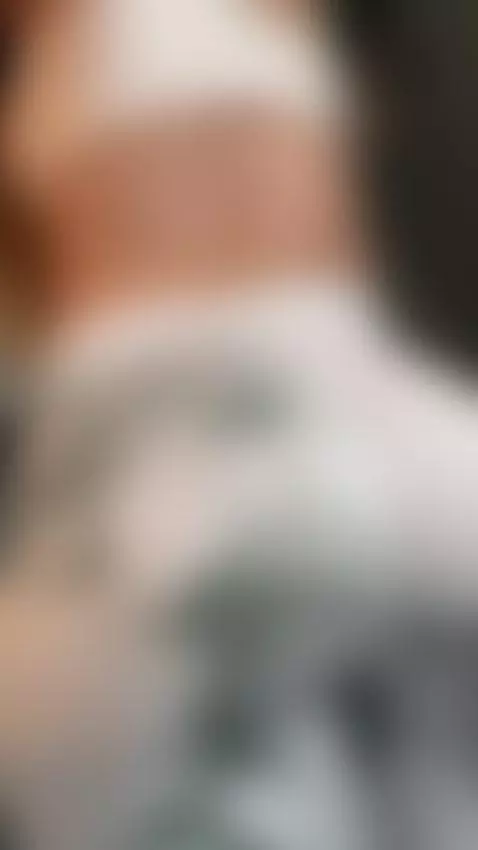 A touch of innocence, a touch of fire 🔥💋 by liaairi