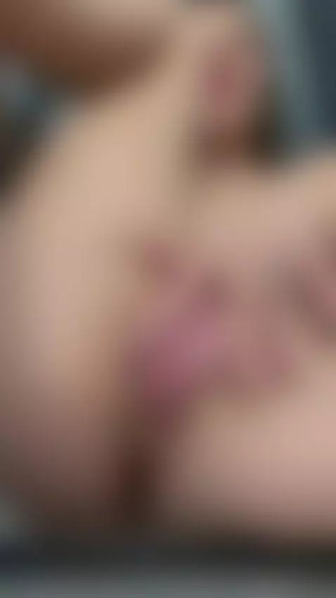 Taking a break from my day by margomistress